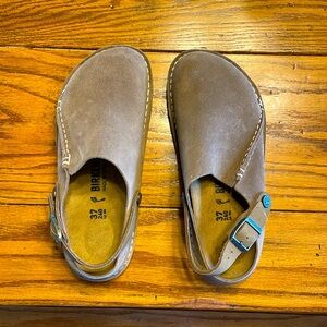 New never work Birkenstocks Lutry Premium Suede size 37 gray taupe.